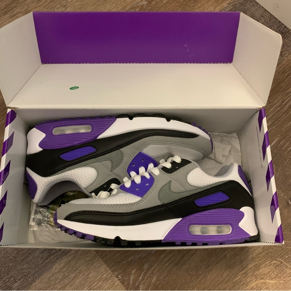 Nike Air Max 90 Recraft Hyper Grape